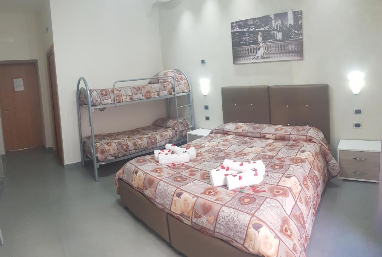 Donn'Anna Suite Неаполь Экстерьер фото