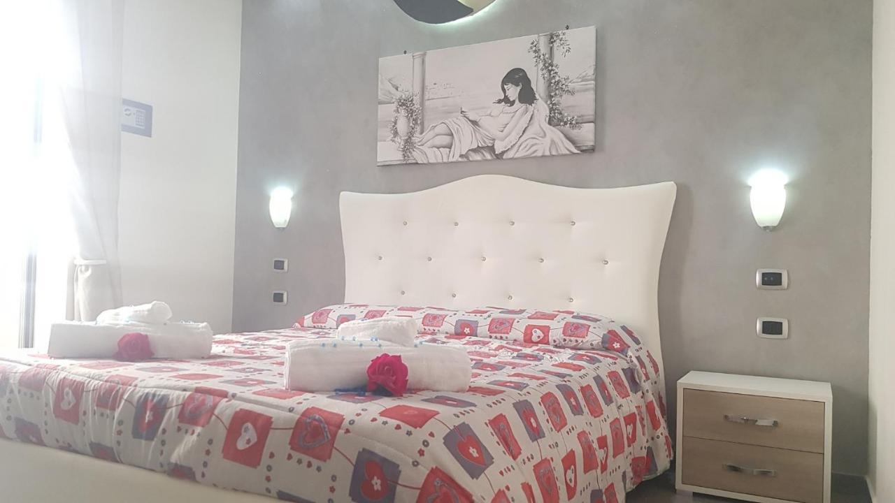 Donn'Anna Suite Неаполь Экстерьер фото
