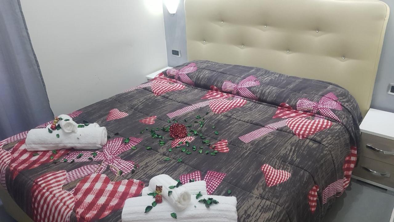 Donn'Anna Suite Неаполь Экстерьер фото